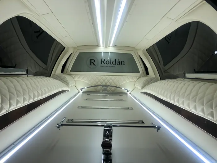 Mercedes Benz - Imagen 1